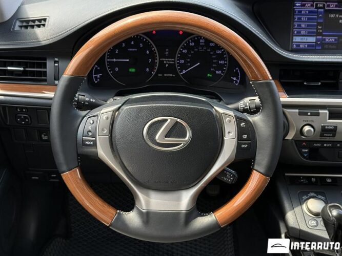 lexus ES 300h 2012