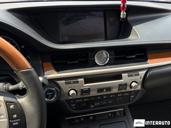 lexus ES 300h 2012