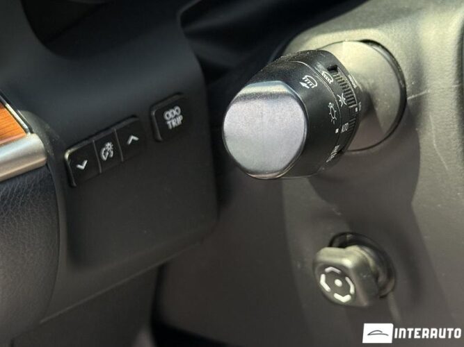 lexus ES 300h 2012