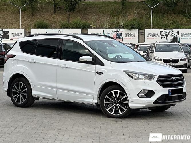 Ford Kuga 2018 doar la InterAuto