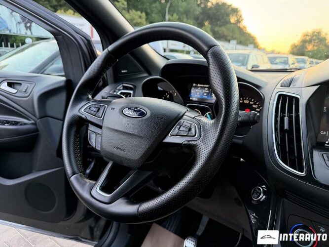 ford Kuga 2017