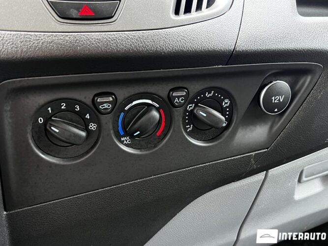 ford Transit 2017