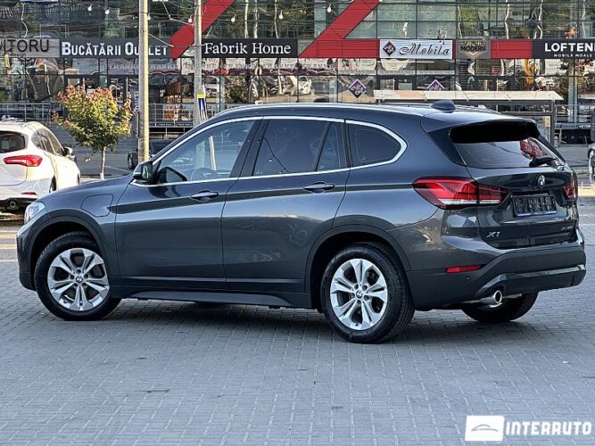 BMW X1 2.5e 35 bmw X1 2.5e 2020
