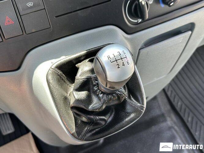 ford Transit 2012
