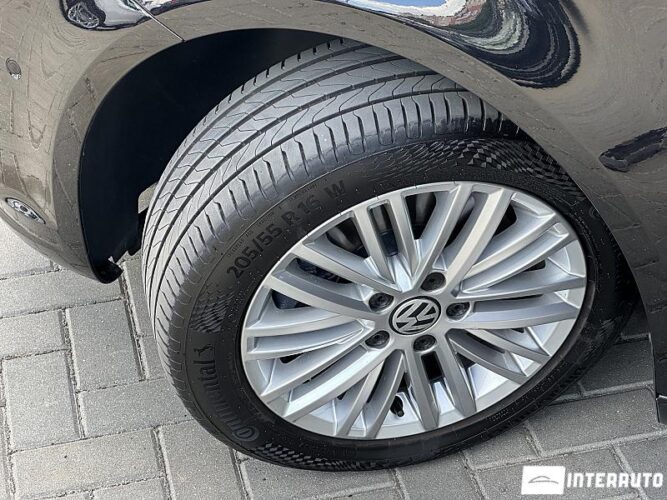 Volkswagen Touran 48 volkswagen Touran 2014
