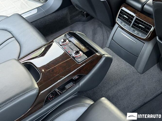 audi A8 2016