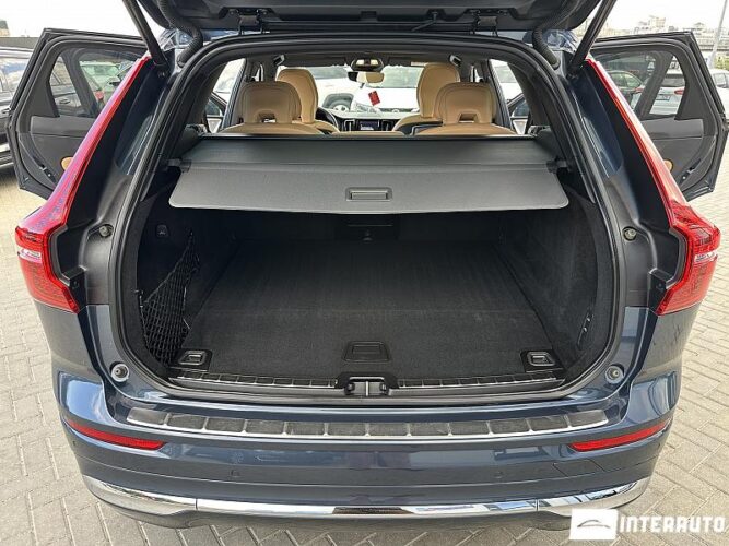 volvo XC 60 2021