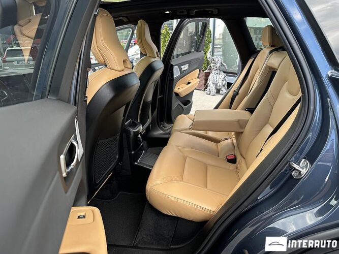 volvo XC 60 2021