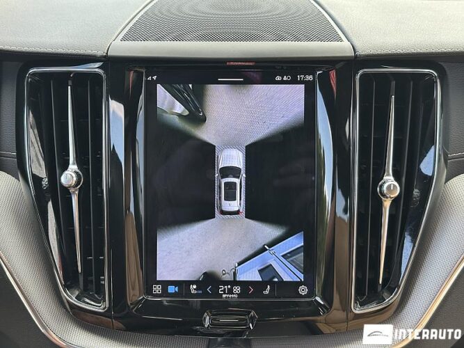 volvo XC 60 2021