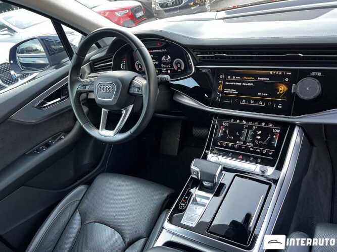 Audi Q7 39 audi Q7 2020