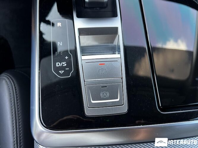 Audi Q7 48 audi Q7 2020
