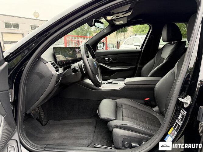 bmw 330E 2022