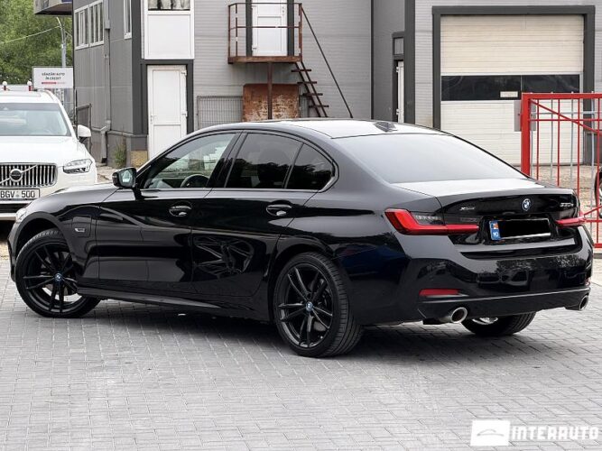 bmw 330E 2022