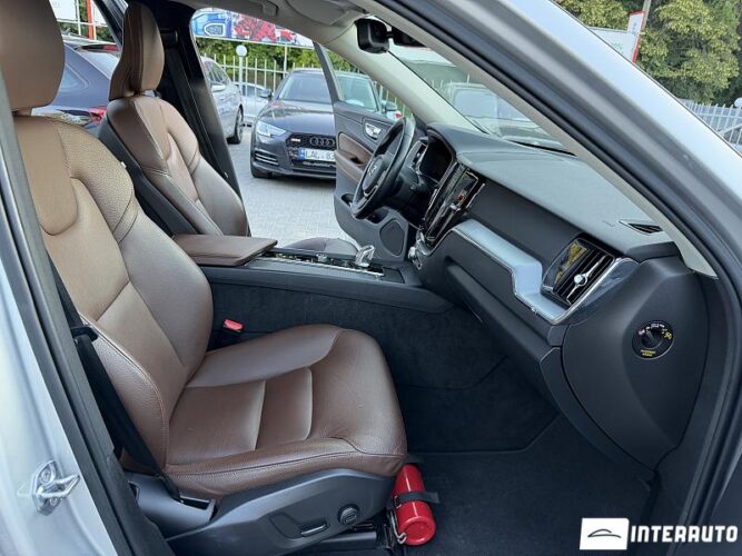 Volvo XC 60 36 volvo XC 60 2018