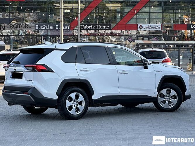 Toyota Rav-4 33 toyota Rav-4 2020