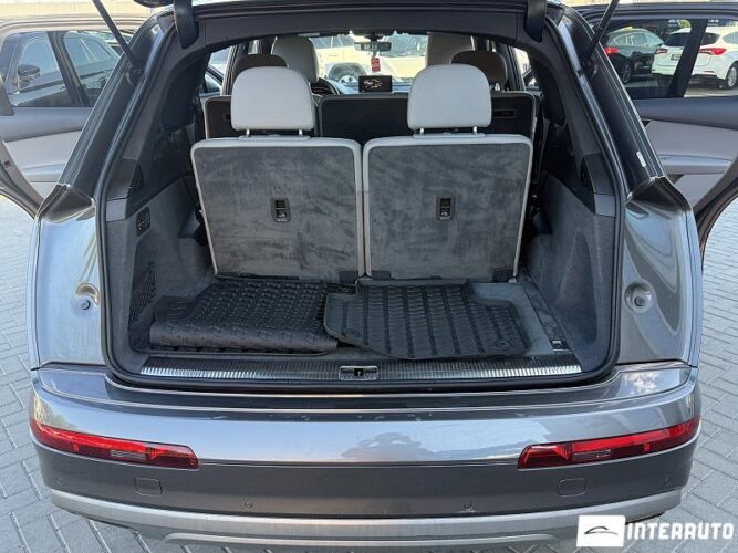 Audi Q7 62 audi Q7 2019