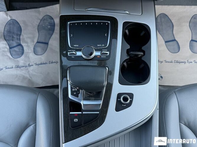 Audi Q7 48 audi Q7 2019
