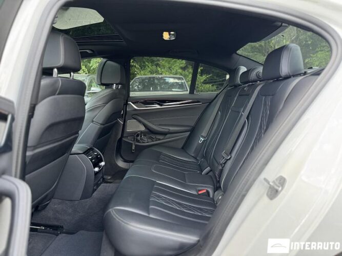 BMW 530e 56 bmw 530e 2020