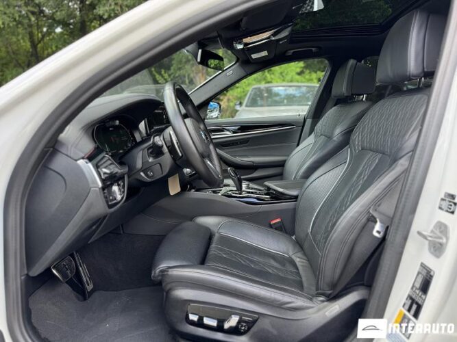 BMW 530e 44 bmw 530e 2020