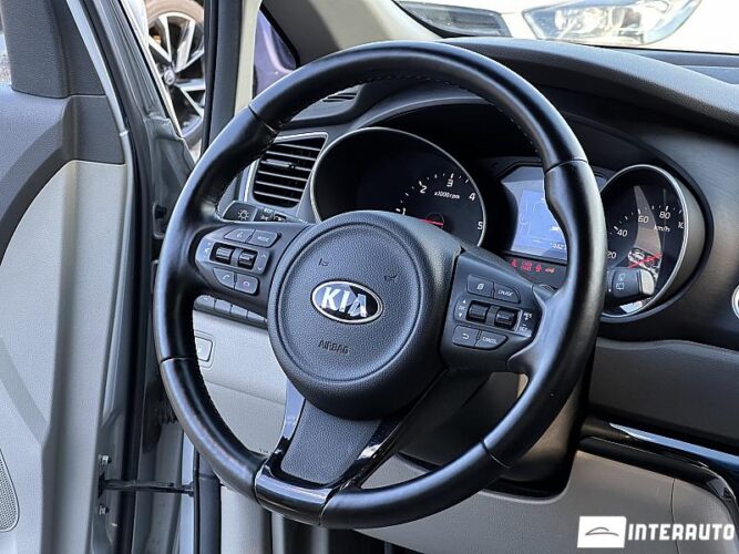 kia Carnival 2015
