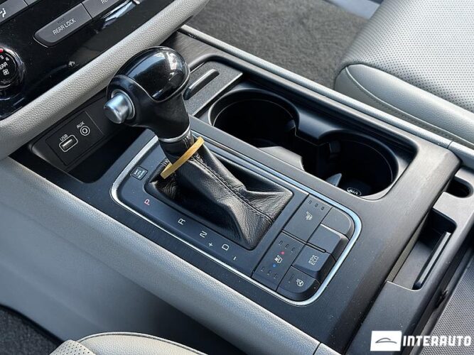 kia Carnival 2015