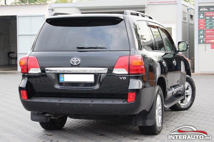 Toyota Land Cruiser 32 toyota Land Cruiser 2012