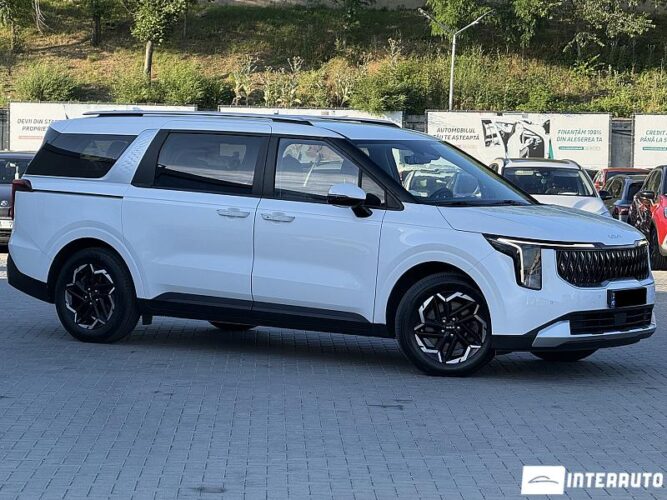 Kia Carnival 2024 doar la InterAuto