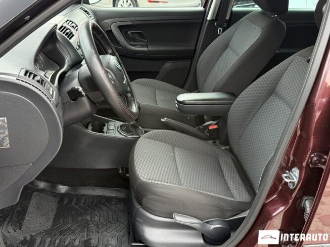 Skoda Fabia 34 skoda Fabia 2012