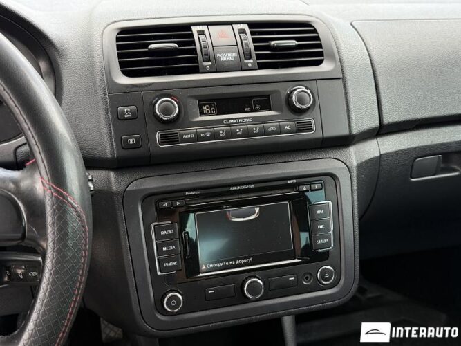 Skoda Fabia 42 skoda Fabia 2012