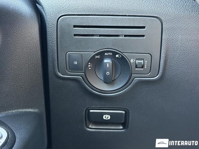 Mercedes Vito 38 mercedes Vito 2018