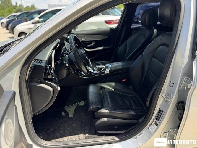 Mercedes C 300 36 mercedes C 300 2015