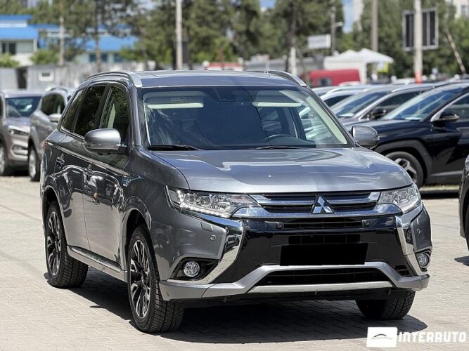 mitsubishi Outlander 2015