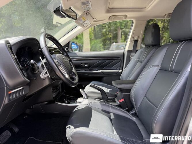 mitsubishi Outlander 2015