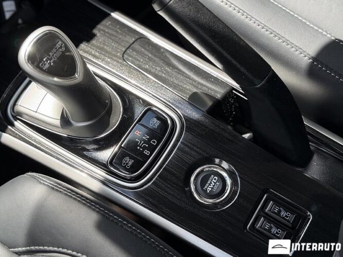 mitsubishi Outlander 2015