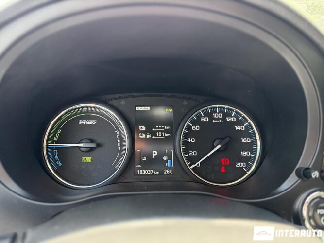 mitsubishi Outlander 2015