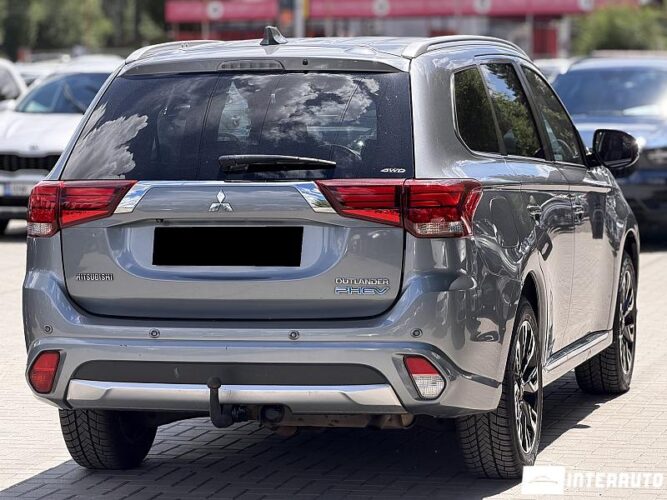 mitsubishi Outlander 2015