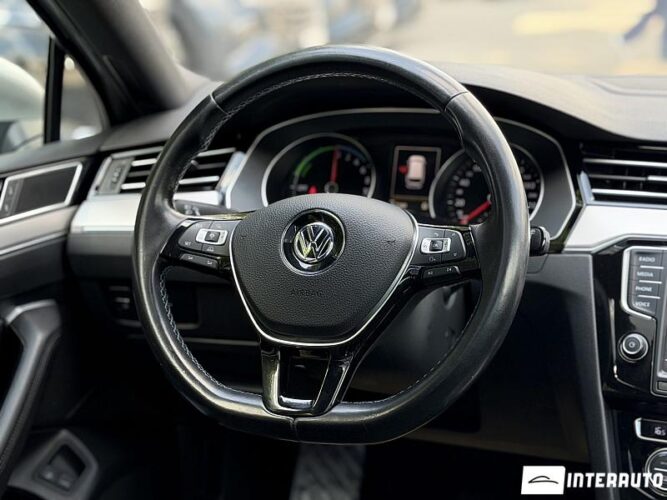 volkswagen Passat GTE 2015