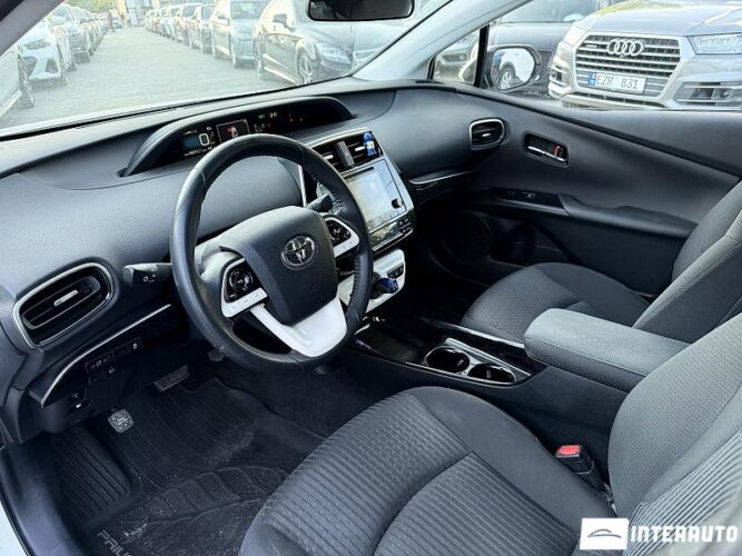 toyota Prius 2017