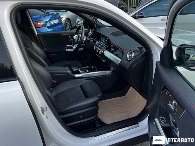 Mercedes GLB 250 45 mercedes GLB 250 2021