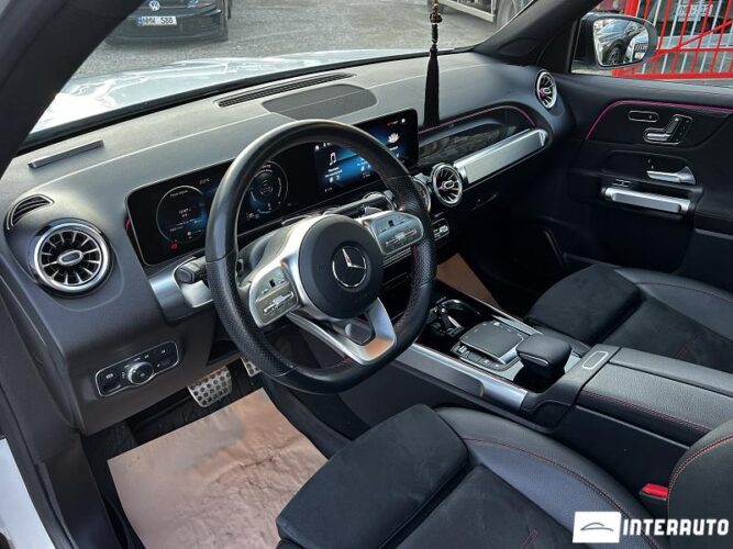 Mercedes GLB 250 37 mercedes GLB 250 2021