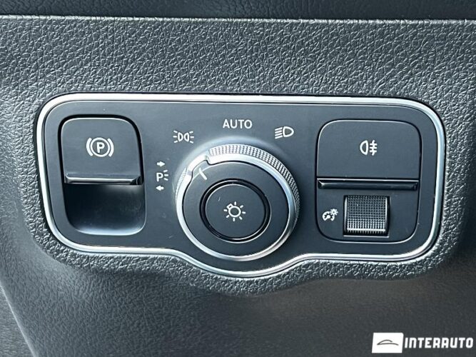 Mercedes GLB 250 48 mercedes GLB 250 2021