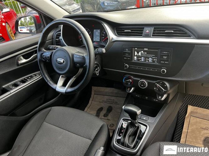 Kia Rio X-Line 39 kia Rio X-Line 2021
