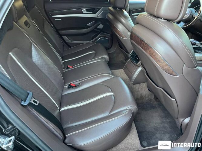audi A8 2011