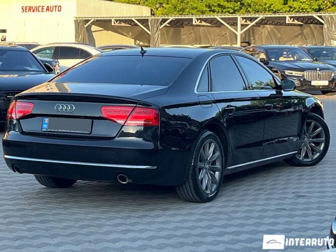 audi A8 2011