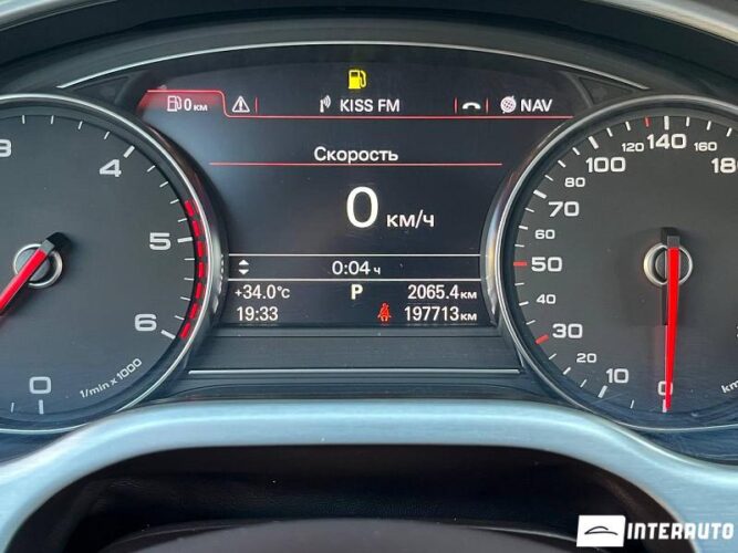 audi A8 2011