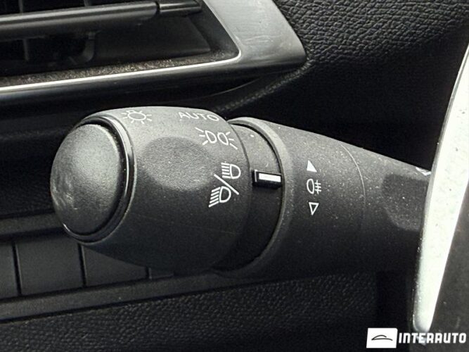 Peugeot 3008 42 peugeot 3008 2021
