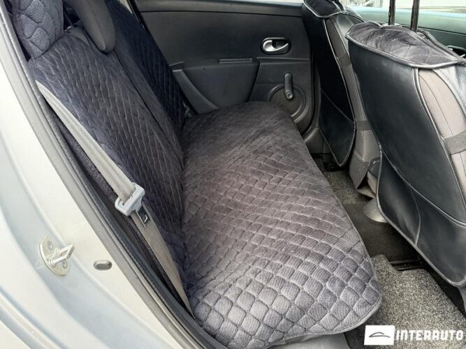 Renault Clio 39 renault Clio 2008