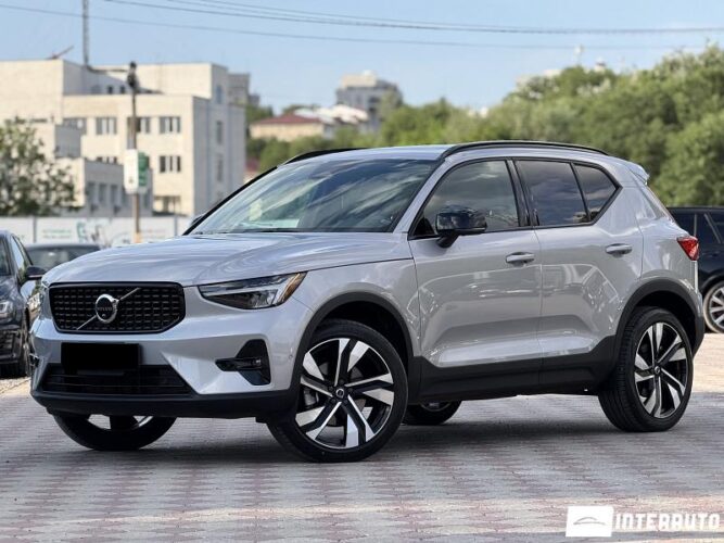 Volvo XC 40 2023 doar la InterAuto
