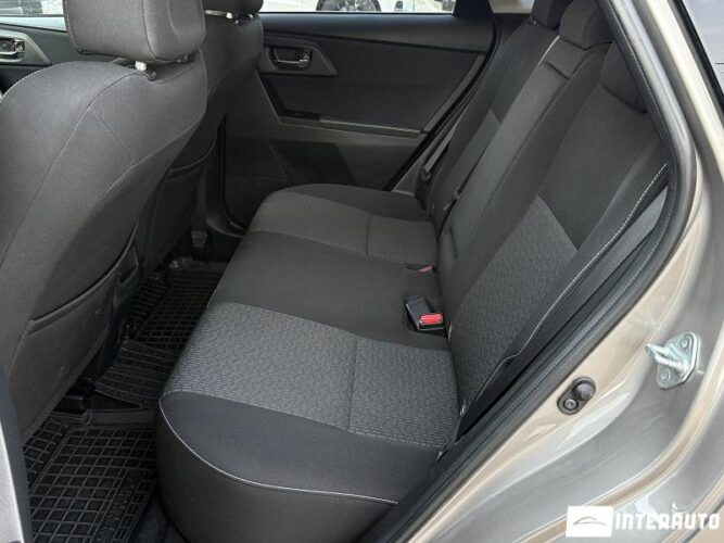 toyota Auris 2014