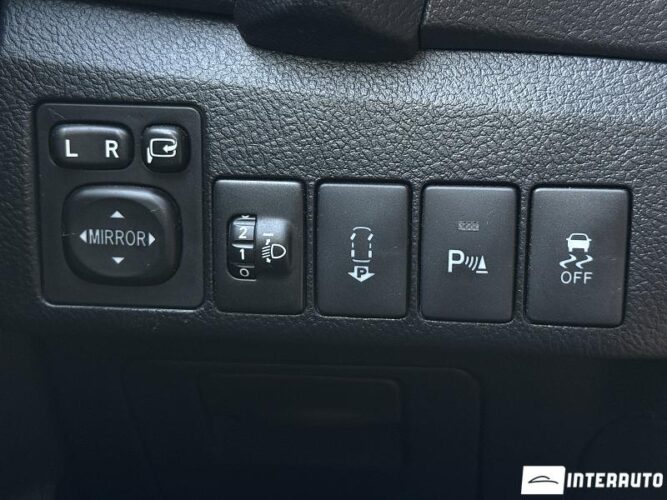 toyota Auris 2014